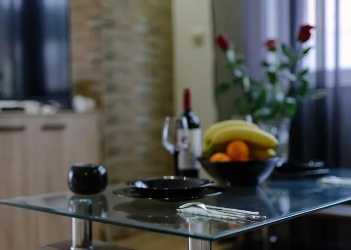 Cozy & Delightful & Aubg & Free Garage Parking Apartament *